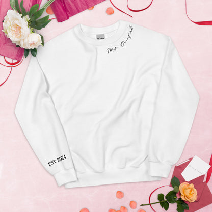 Engagement Gift, Customized Gift, Best Friend Personalized Gift, Bridal Shower, Bachelorette Gift, Sweatshirt, Fiancee Gift, Newly Engaged